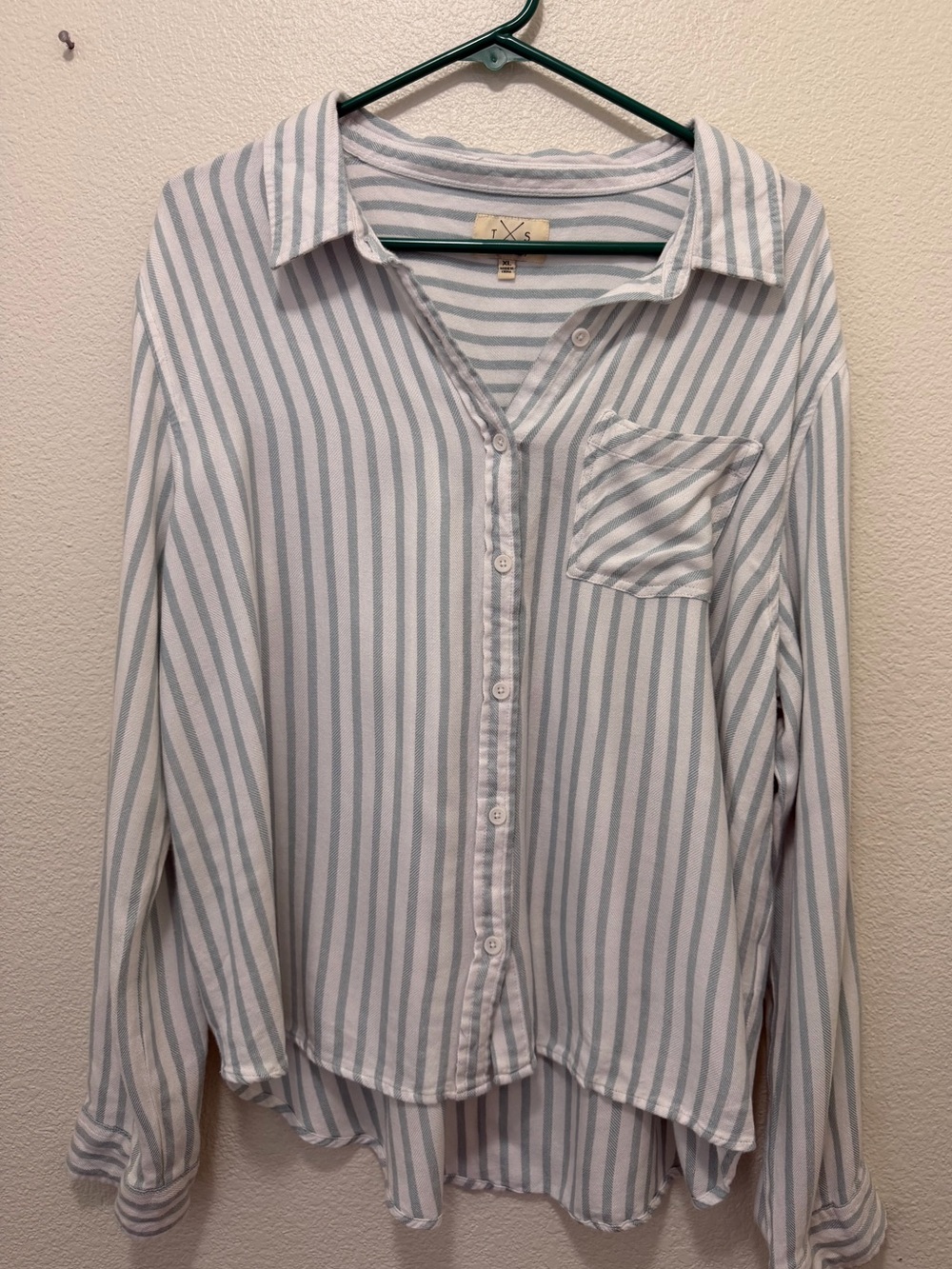 Thread & Supply dusty blue and white soft button up blouse, XL